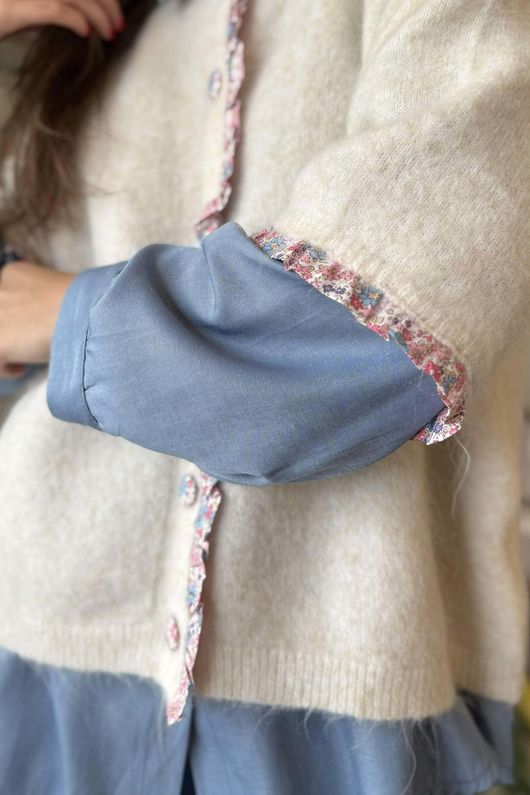 Agatha Libertine Cardigan Ecru Pink